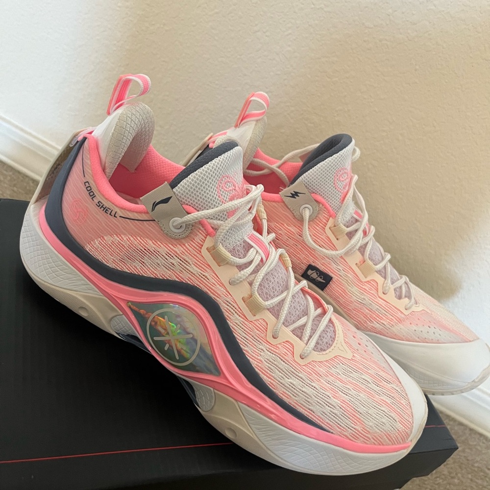 Brand New - Way of Wade - pink butterfly-9M